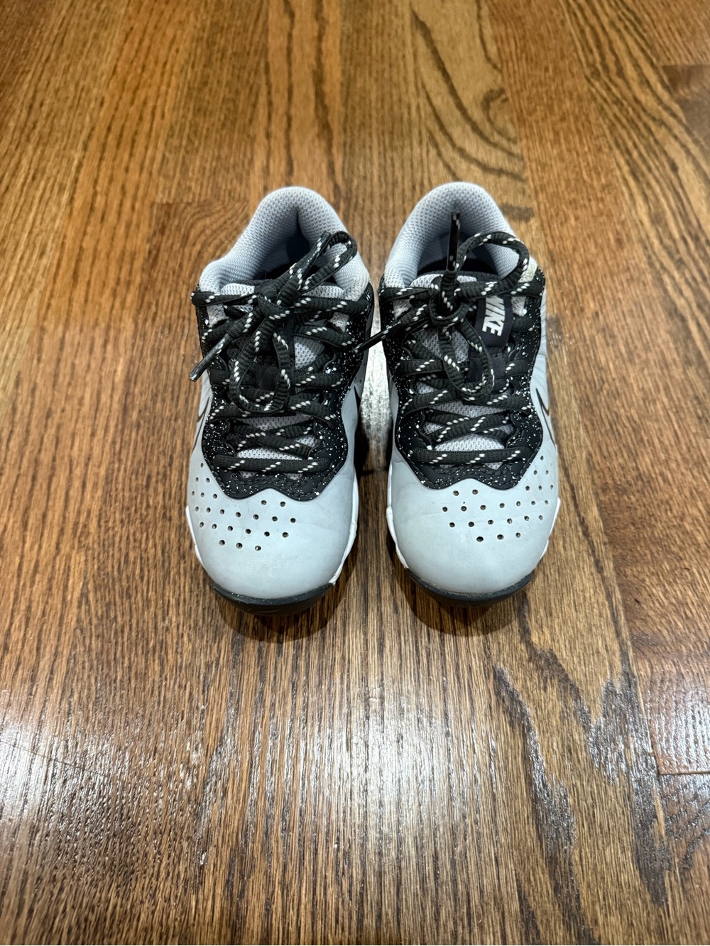 Nike Kids Light Gray and Black Sneakers